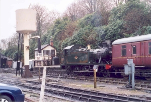 5552 and train at Bodmin General